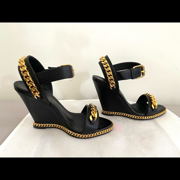 Authentic Giuseppe Zanotti leather wedges, never been used - Picture 8 of 9